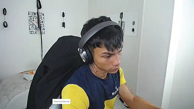 Leonard_Price live XXX chat