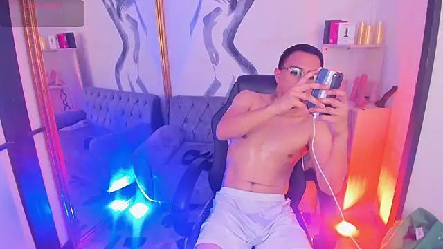 LiamDeep Live XXX-Chat