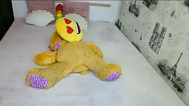 lovely-eyes লাইভ XXX চ্যাট