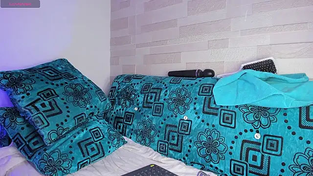 Julieta_jane_ss: онлайн-секс-чат