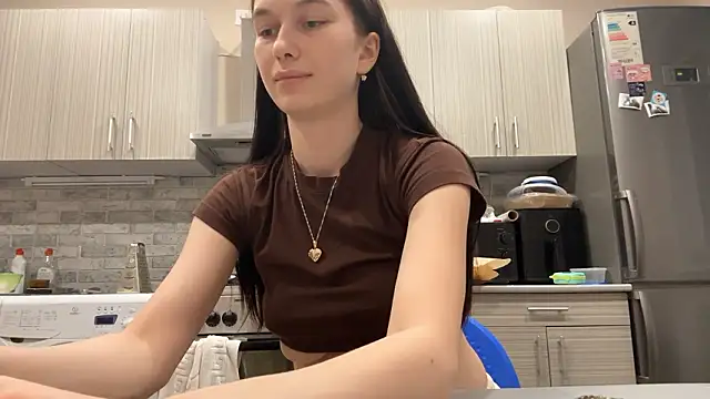 LaraDraggoo's Live XXX Chat