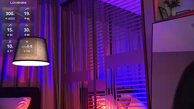 LunaNightのライブXXXチャット