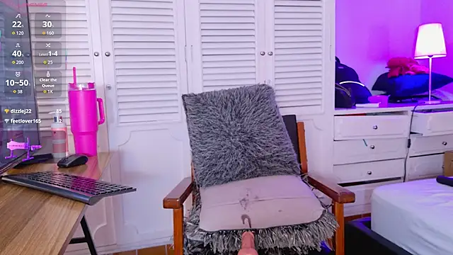 دردشة Adel_Nesbiit الجنسية المباشرة