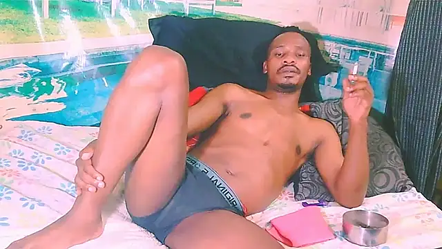 EbonyTiger69's Webcam Show