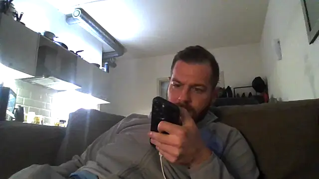 Živý XXX chat THE_CHEEKY_ALPHA