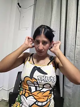 Chat +18 de Violet_rousse7 ao vivo