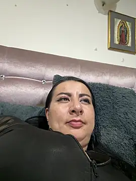 Abril_Luv 在線直播表演