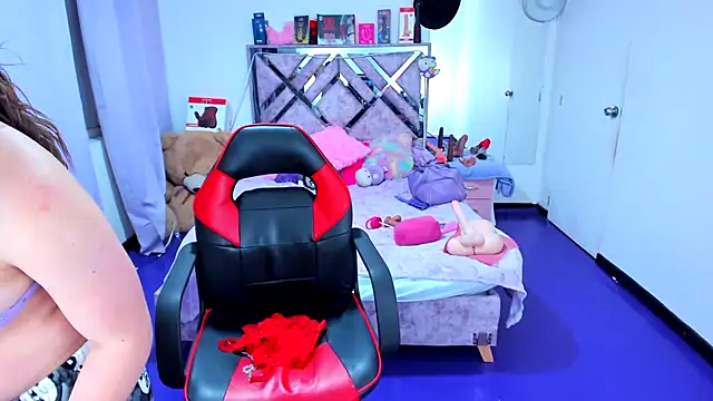 Chat +18 de Luna_Analya ao vivo