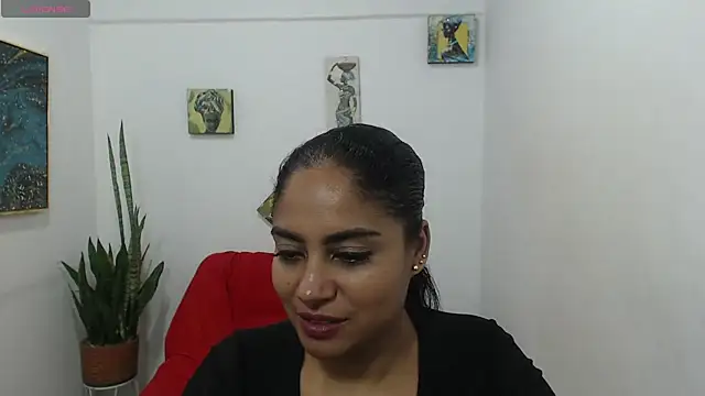 Онлайн чат XXX Luna_Fyre