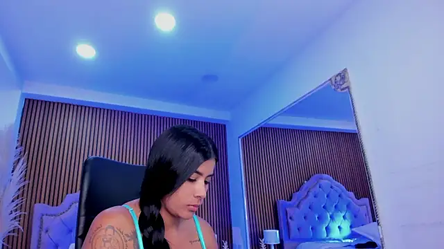 SelenaStonne live XXX chat