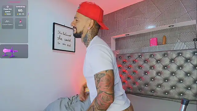 Valentiinoss Adlı Modelin Canlı XXX Sohbeti