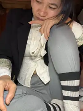 daaqnn: онлайн-секс-чат