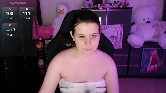 AmyVibess: онлайн-секс-чат