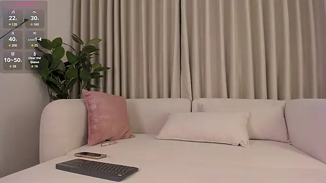 MaddyMay_: απευθείας συνομιλία ΧΧΧ