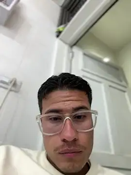 TavoHot_ Chat XXX in diretta