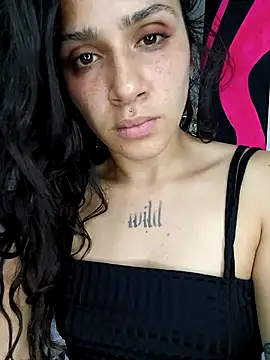 Chat XXX en directo de Little_Doll25