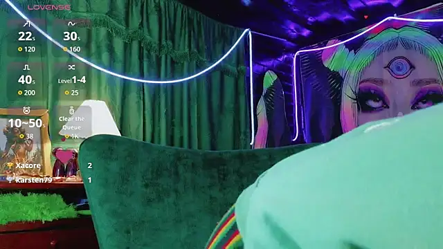 Summer_XO élő XXX-chatje