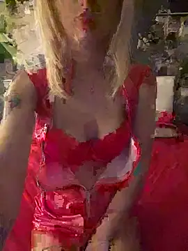 MarikaWild93 Webcam show