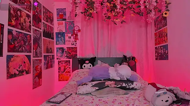 MissCurvyTop live XXX chat