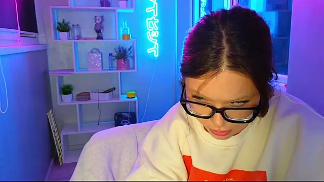 CutiePie3 Live XXX-chat