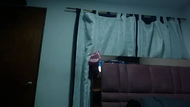 saraymoon Adlı Modelin Canlı XXX Sohbeti