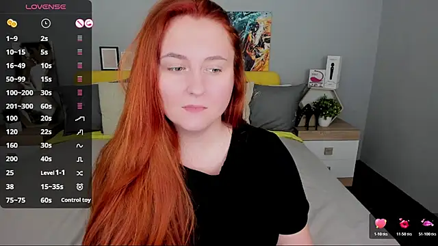 BabeLessi: онлайн-секс-чат