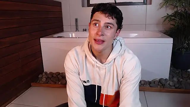 AustinJones_ Show Webcam