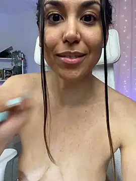 VenusIslove's Live XXX Chat