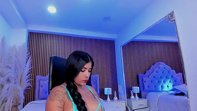 SelenaStonne Chat XXX live