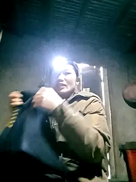 Chat XXX ao vivo de ngan-cute