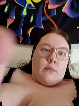 Sexycurvyemilyy 现场XXX聊天