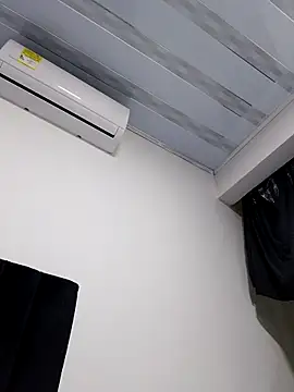 Chatroom XXX en direct de Liancy