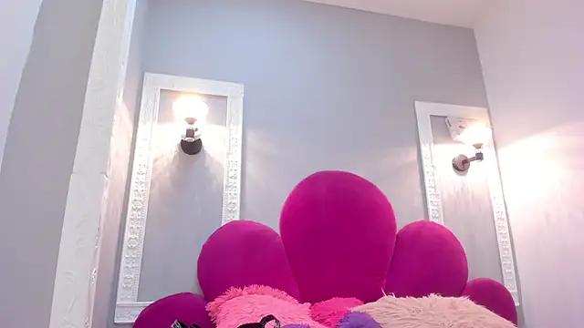 Bonniie_22 élő XXX-chatje