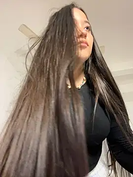 Chatroom XXX en direct de Nhefertary