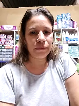 MIA-LARIOS Live XXX-Chat