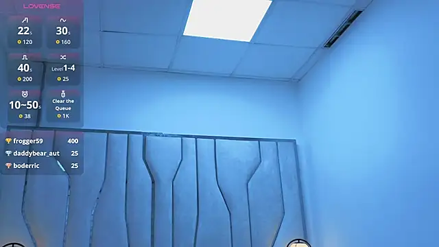 Chatroom XXX en direct de CHARLIE_WALKERR