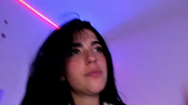 XXX chat uživo modela eimyy_rouse