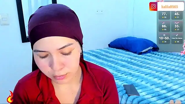 MatchedEyebrow's Live XXX Chat