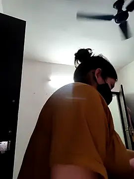 Webkamerová show Busty_Priya