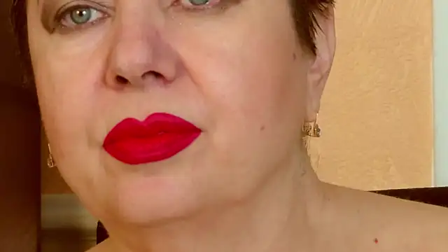 LadyPosh 现场XXX聊天