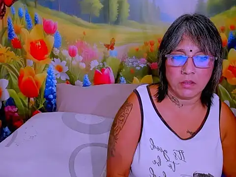 Chat XXX en directo de indianroxy