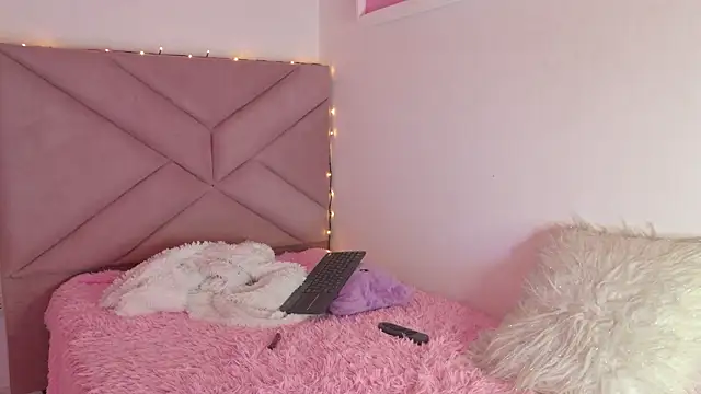 eva_sin18: απευθείας συνομιλία ΧΧΧ