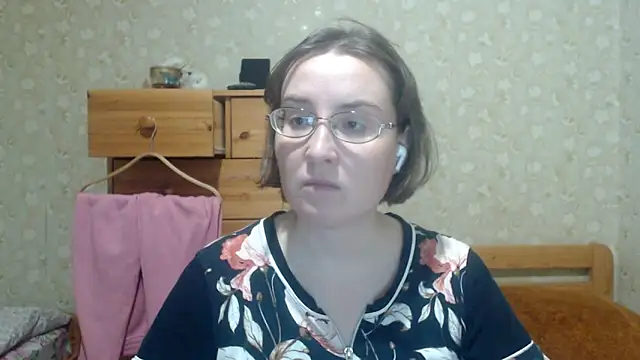 XXX chat uživo modela Smart_Rose