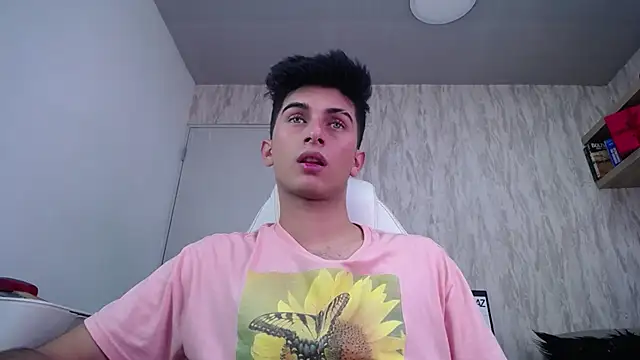 Chatroom XXX en direct de MrWilliseo