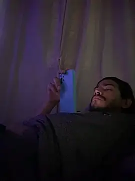 Chatroom XXX en direct de Bruno_Lima_Francisco