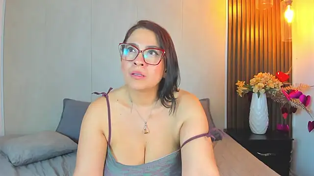 Meggan_Moree's Webcam Show