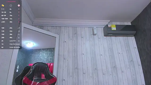 Chatroom XXX en direct de _erick_j