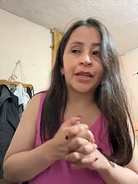 Chat +18 de latinfemale ao vivo