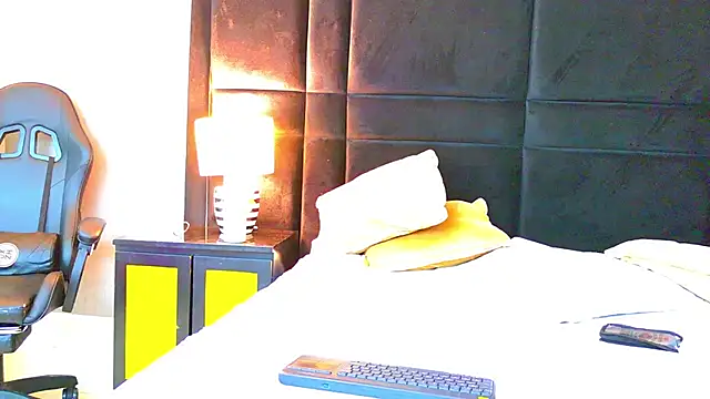 Živý XXX chat KarolaSanders