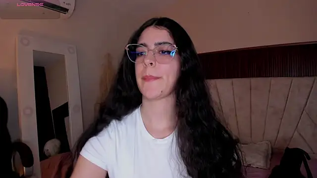 _Niah_ Live XXX Chat